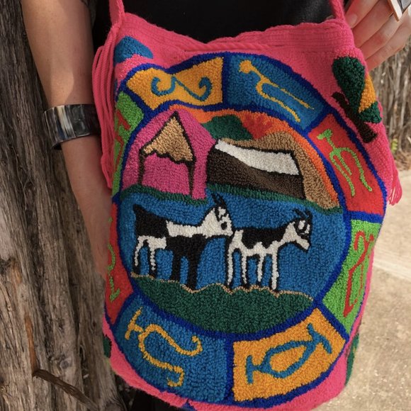 Zodiac Colombian Wayuu Bucket Bag Gemini Taurus - Picture 2 of 8